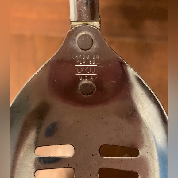 Vintage Ekco Slotted Serving Spoon - Picture 3 of 6